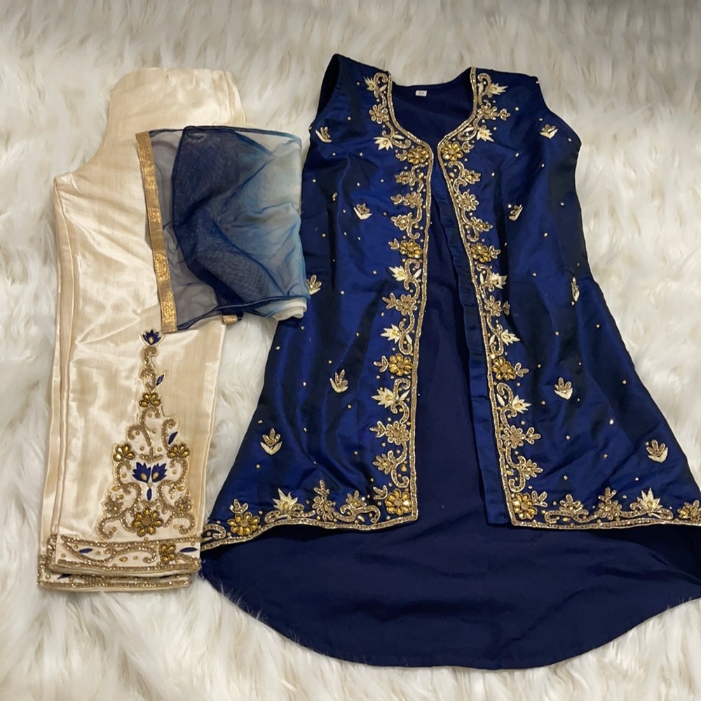 Gorgeous Salwar Kameez for toddler